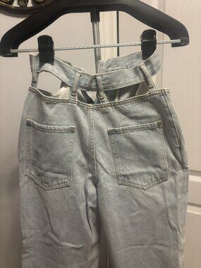 Momoshero High-Rise Jeans, Light Wash, Size XS
